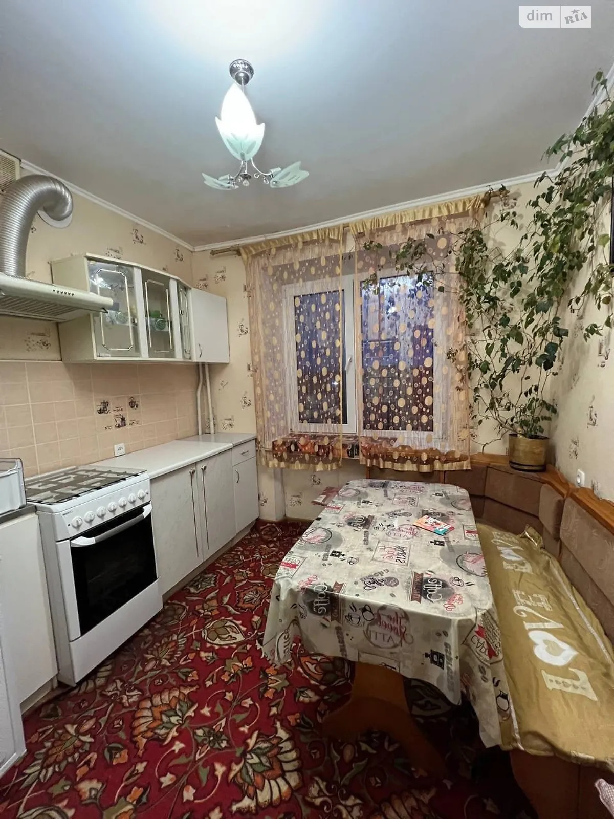 Продається 3-кімнатна квартира 63 кв. м у Сутисках, цена: 28000 $ - фото 1