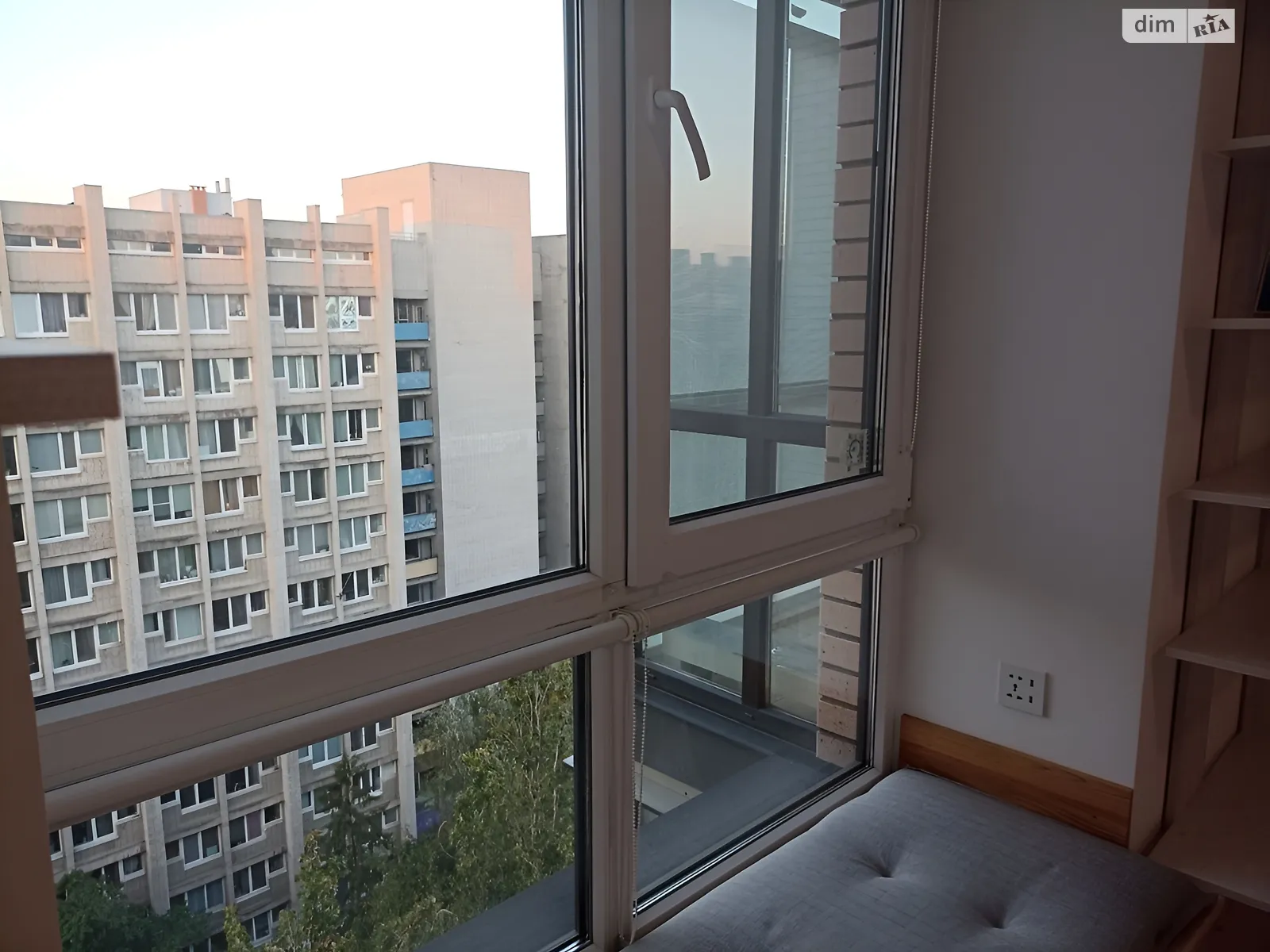 Продається 2-кімнатна квартира 42 кв. м у Дніпрі, вул. Набережна Перемоги - фото 1