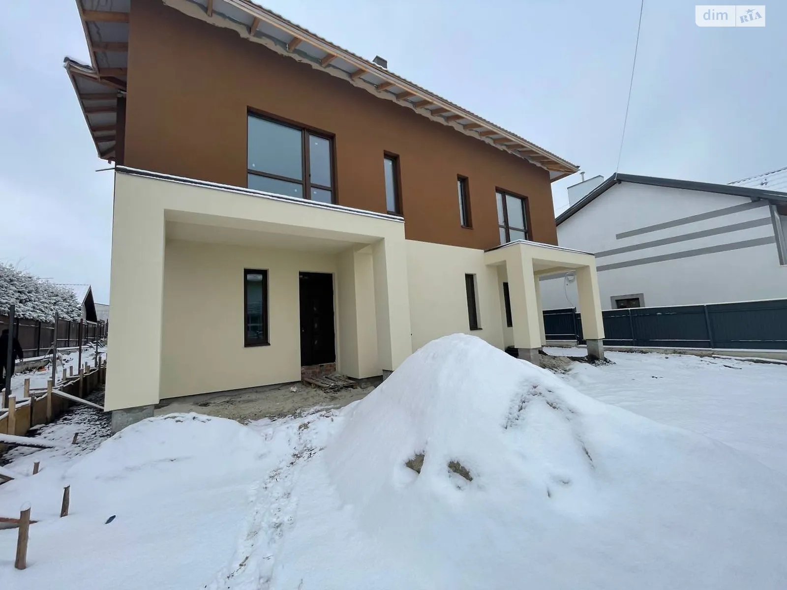 Продается часть дома 170 кв. м с балконом, цена: 140000 $ - фото 1