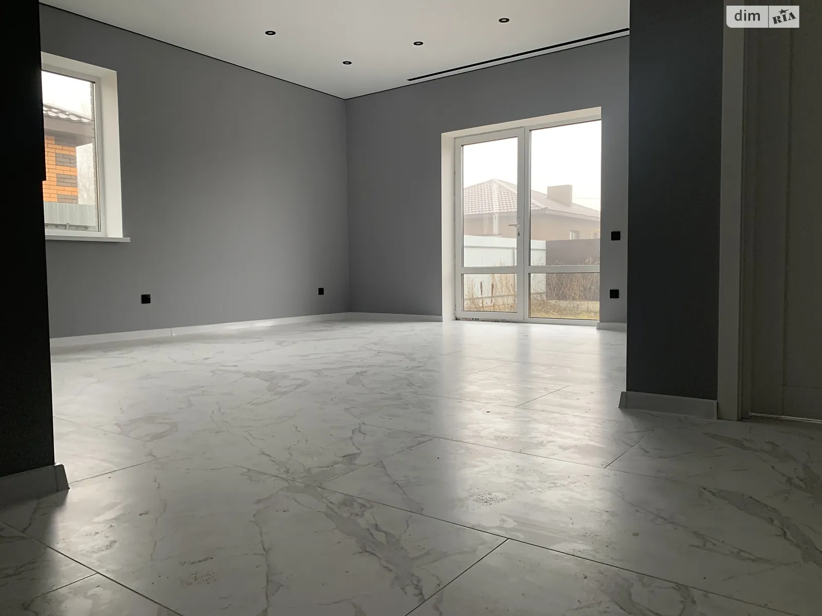 Продается одноэтажный дом 105 кв. м с камином, цена: 88000 $ - фото 1