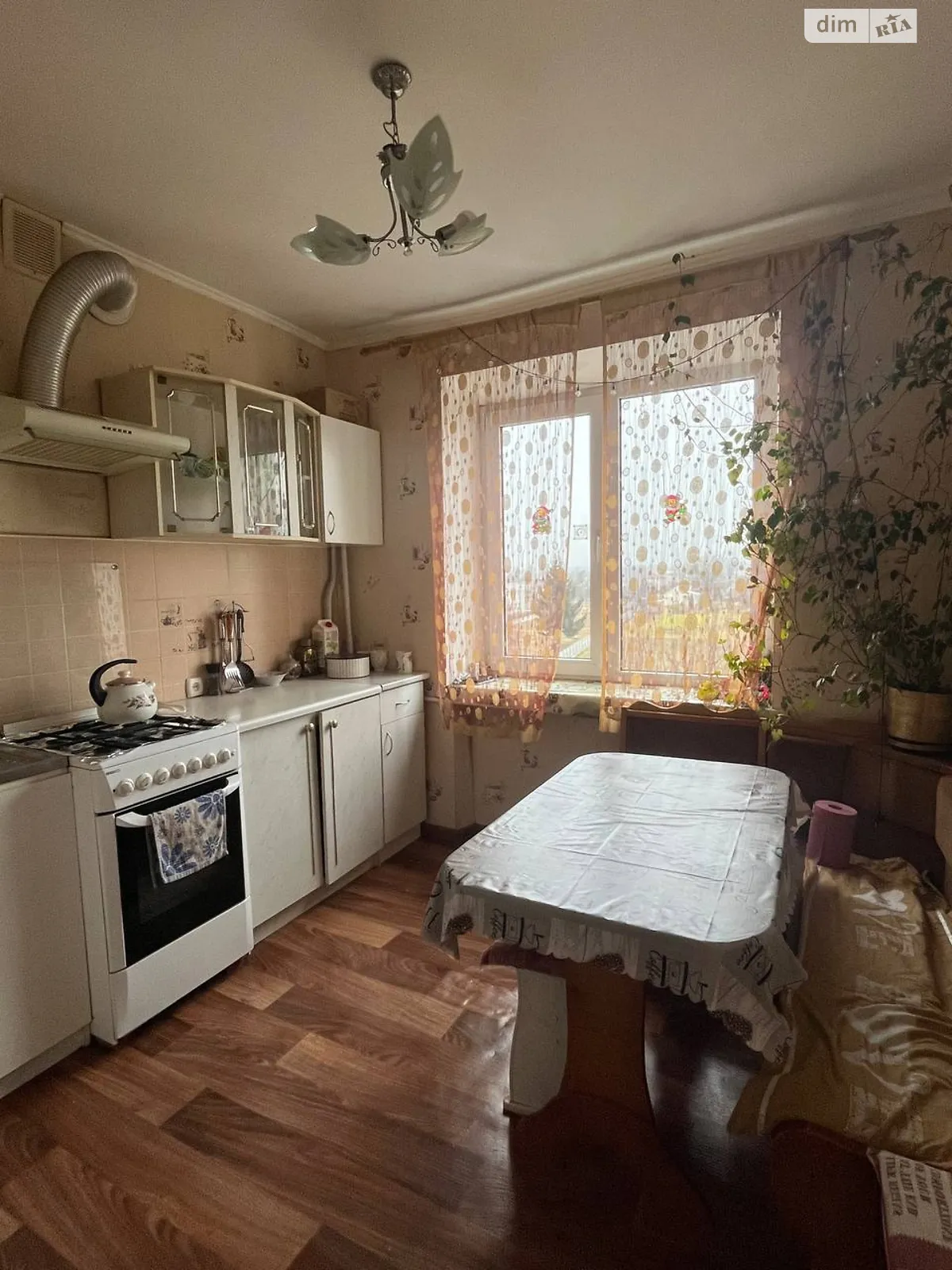 Продается 3-комнатная квартира 63 кв. м в Сутисках, цена: 28000 $ - фото 1