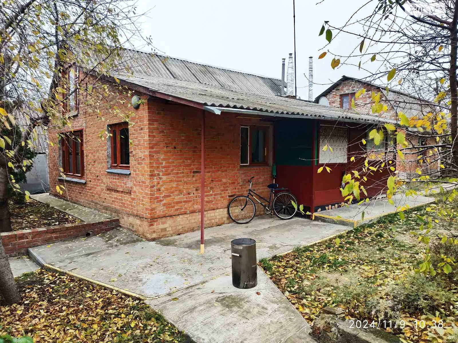 Продается дом на 2 этажа 66.1 кв. м с подвалом, цена: 26500 $ - фото 1