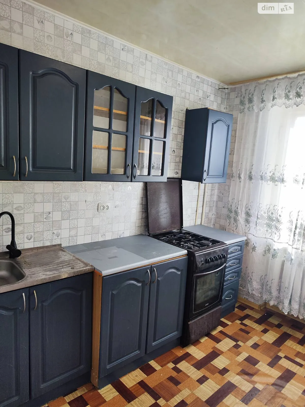 Сдается в аренду 1-комнатная квартира 38 кв. м в Николаеве, ул. Севастопольская, 61 - фото 1