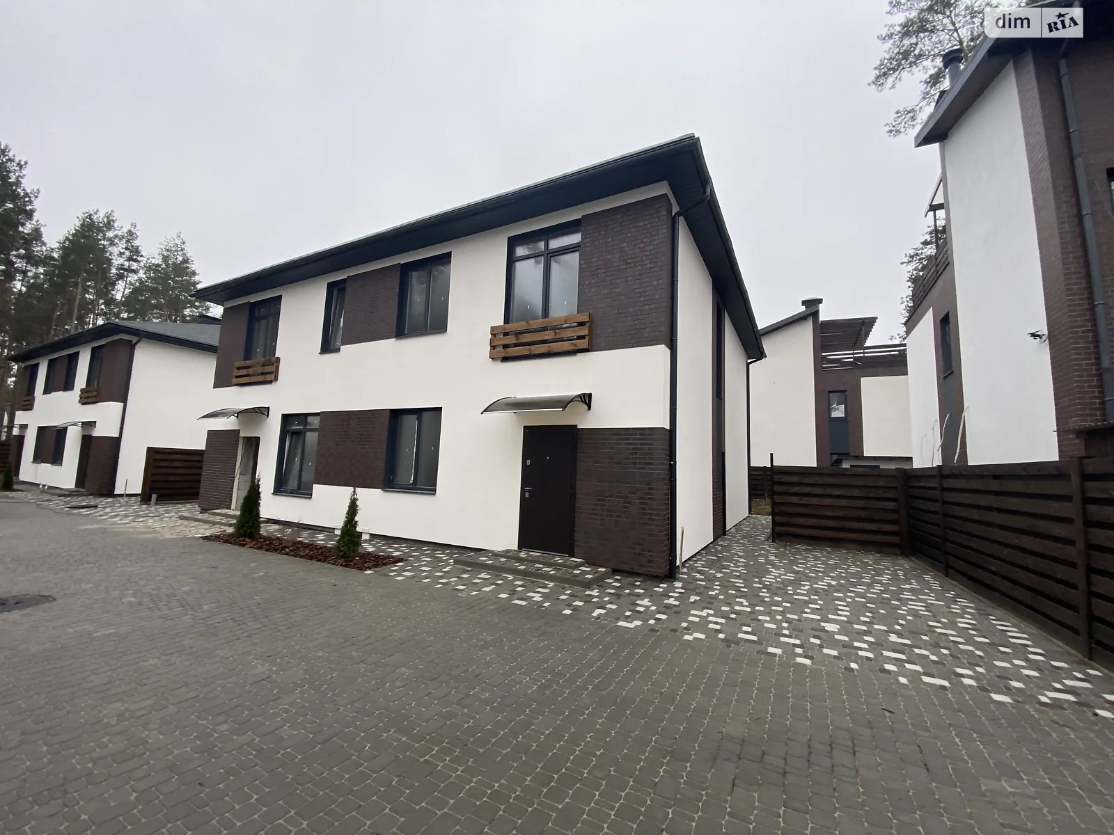 Продается часть дома 185 кв. м с верандой, цена: 115000 $ - фото 1