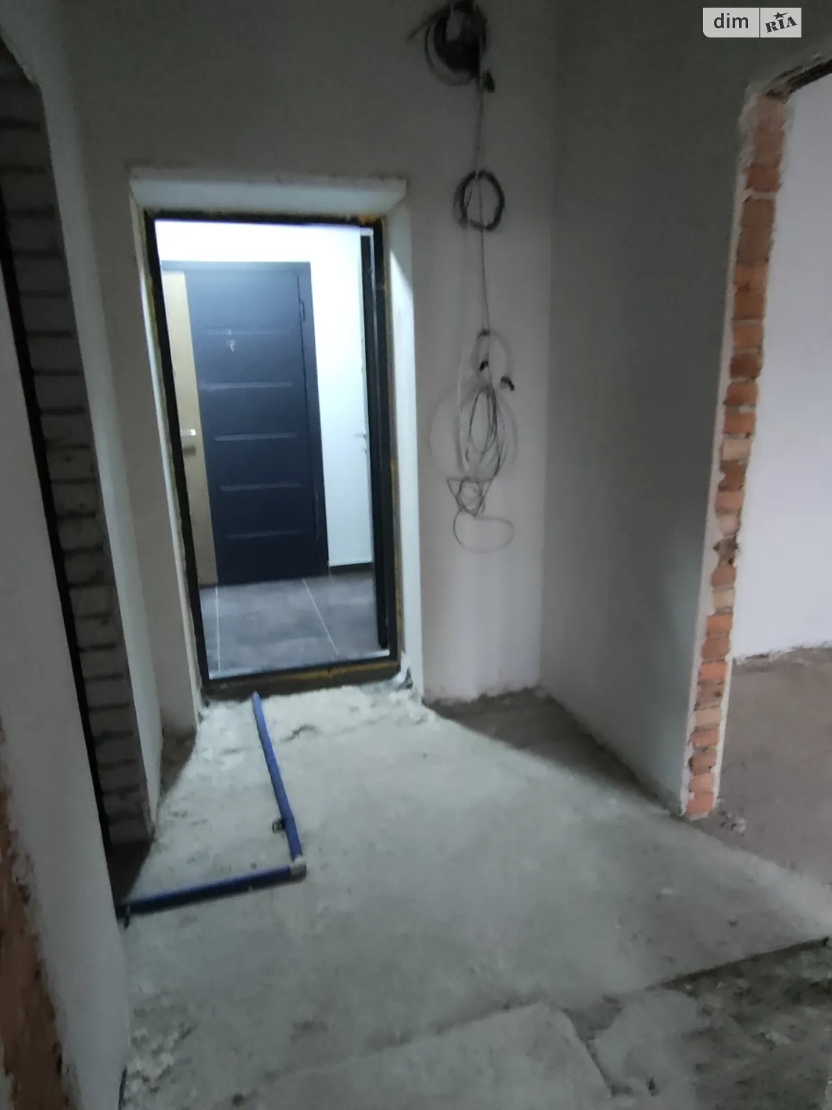Продается 1-комнатная квартира 41.6 кв. м в Буче, ул. Бориса Гмыри, 7 - фото 1