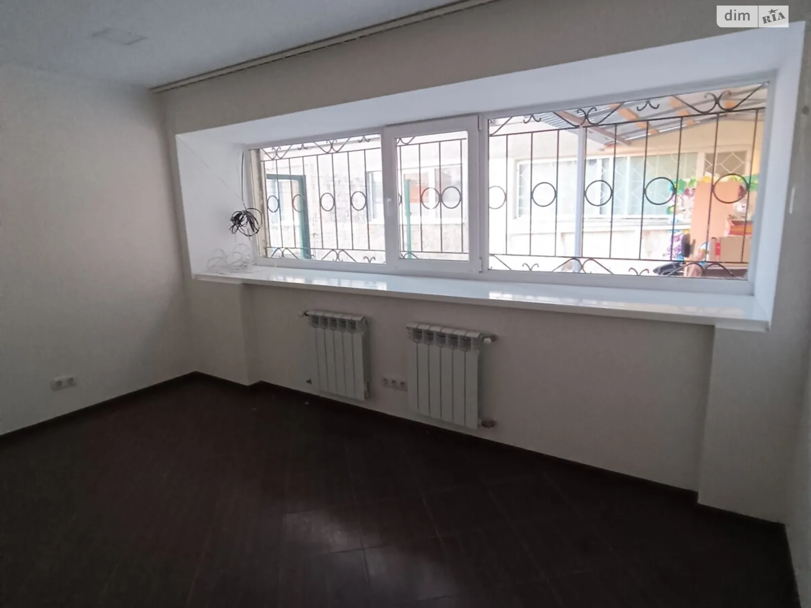 Продається офіс 67 кв. м в бізнес-центрі, цена: 62000 $ - фото 1