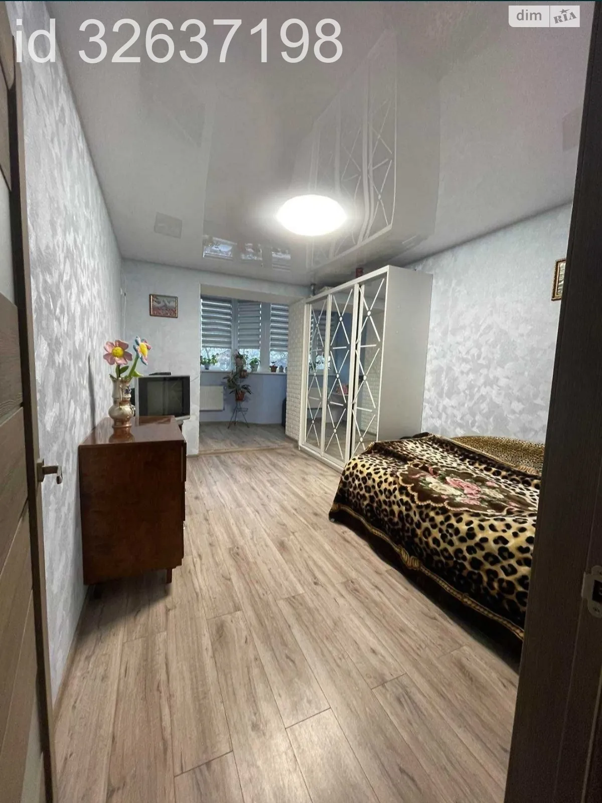 Продается 1-комнатная квартира 42.8 кв. м в Гостомеле, цена: 43000 $ - фото 1