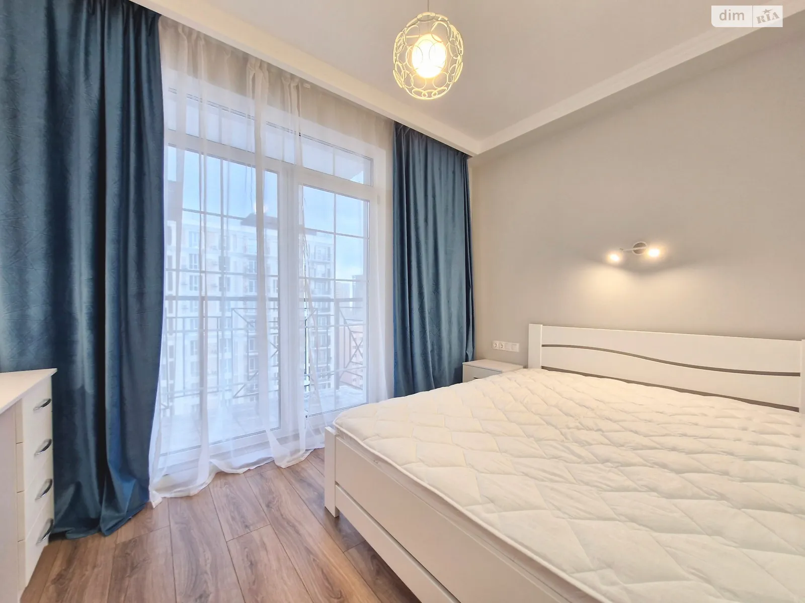 Продається 1-кімнатна квартира 41 кв. м у Києві, вул. Михайла Максимовича, 26Б - фото 1