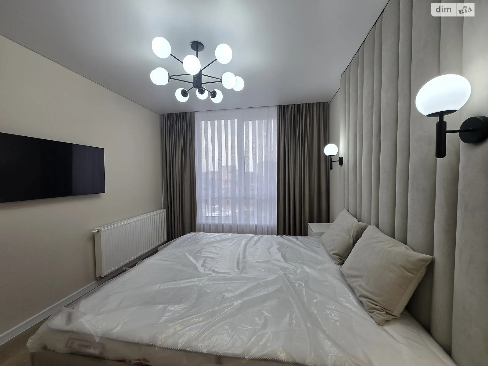 Продается 2-комнатная квартира 62 кв. м в Ивано-Франковске, ул. Крайковского - фото 1