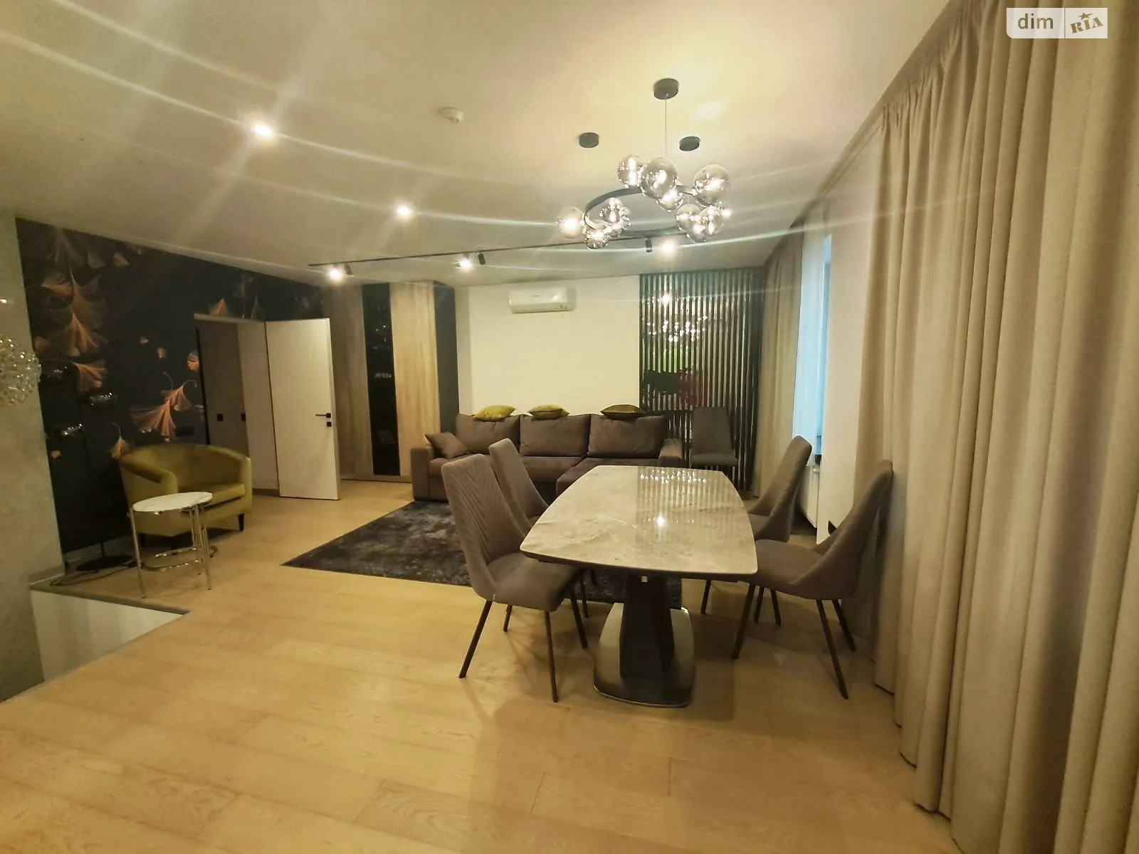 Продается 3-комнатная квартира 98.3 кв. м в Одессе, ул. Пантелеймоновская - фото 1