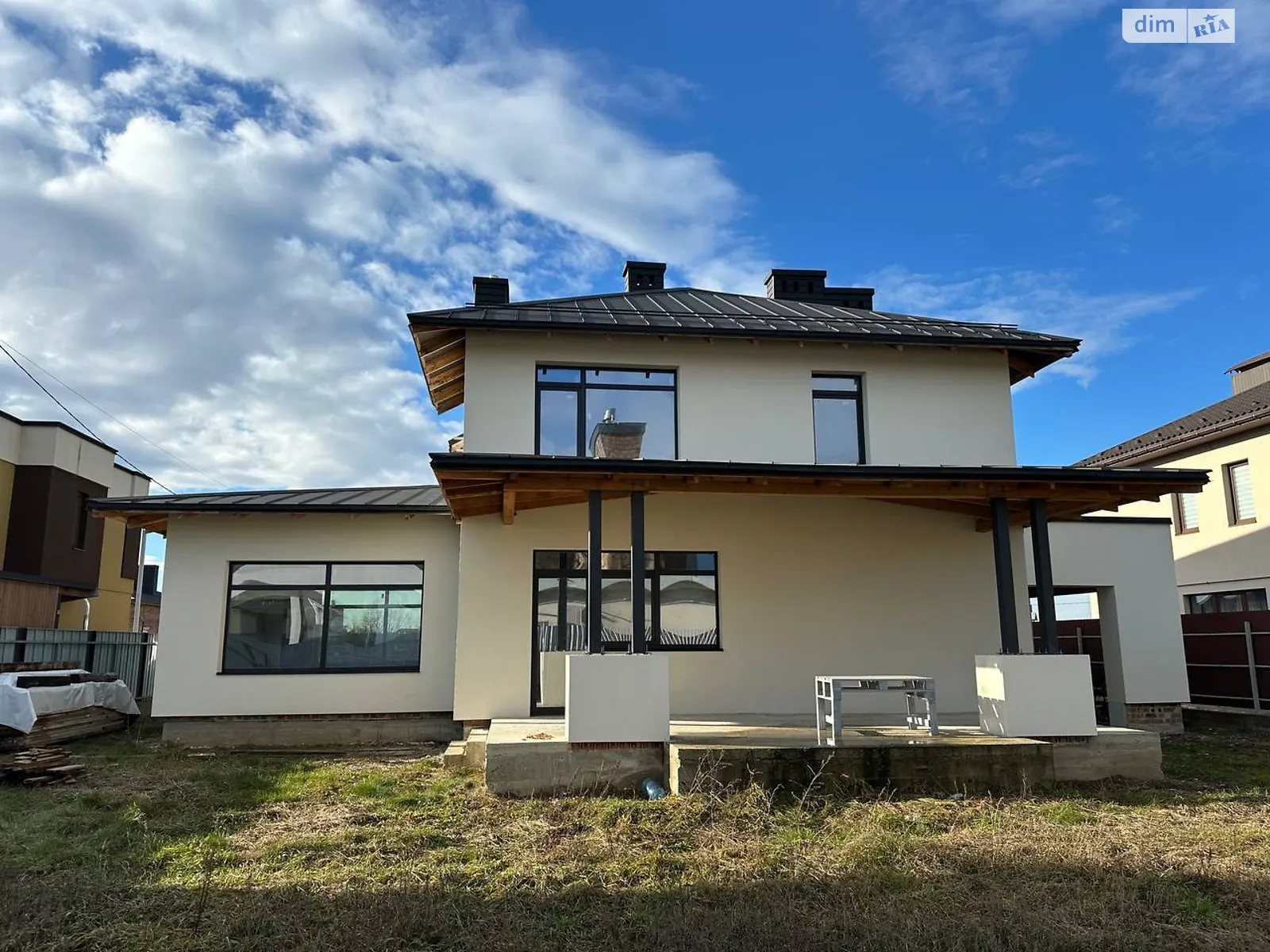 Продається будинок 2 поверховий 198 кв. м з гаражем, цена: 250000 $ - фото 1