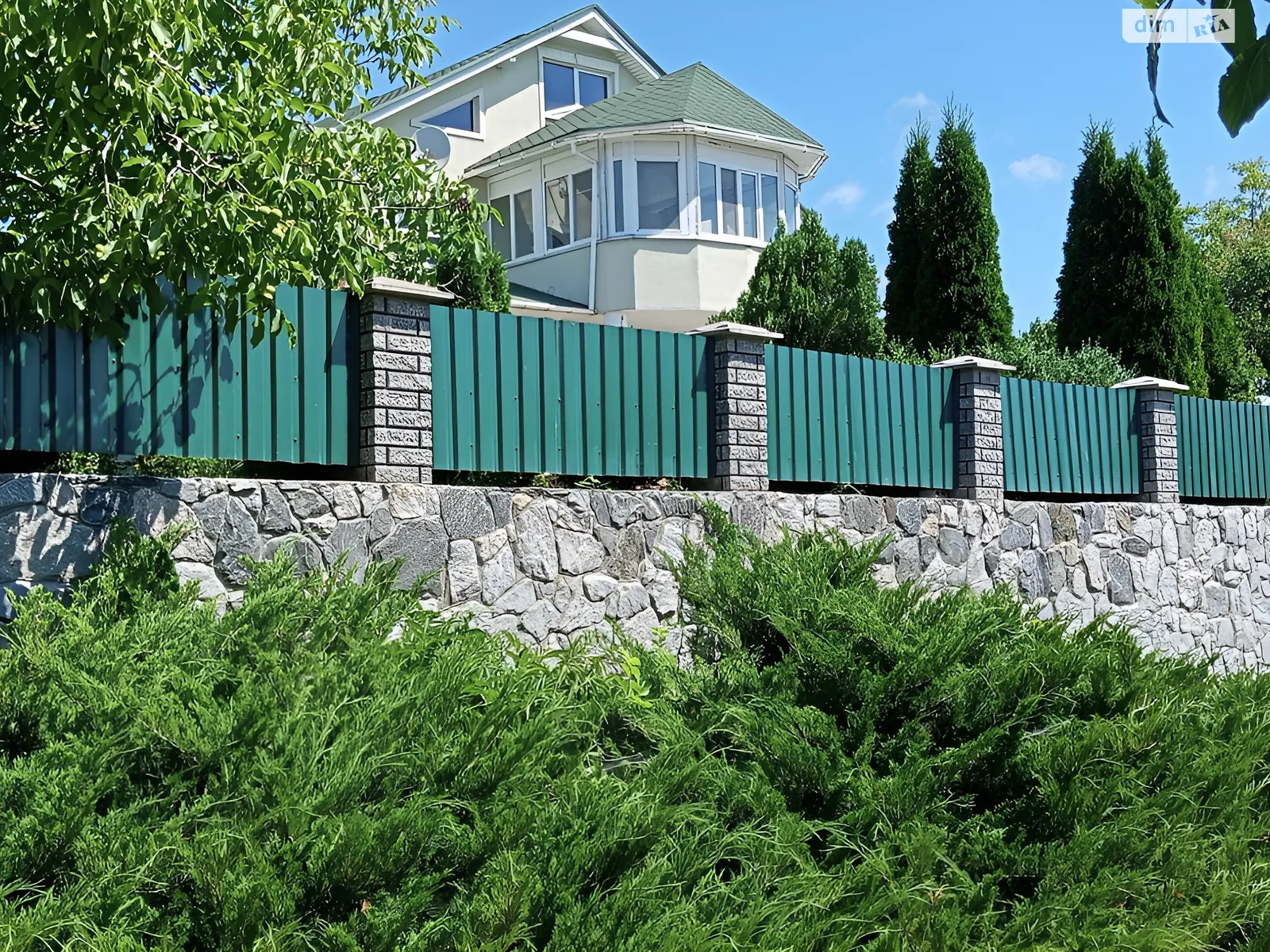 Продается дом на 2 этажа 480 кв. м с мансардой, цена: 79000 $ - фото 1