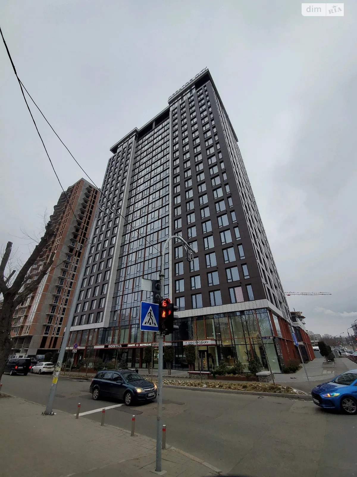 Продается 2-комнатная квартира 70 кв. м в Киеве, ул. Дегтяревская, 17 - фото 1