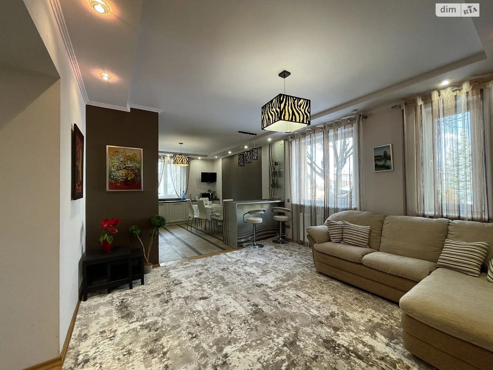 Продается дом на 2 этажа 290 кв. м с террасой, цена: 259000 $ - фото 1