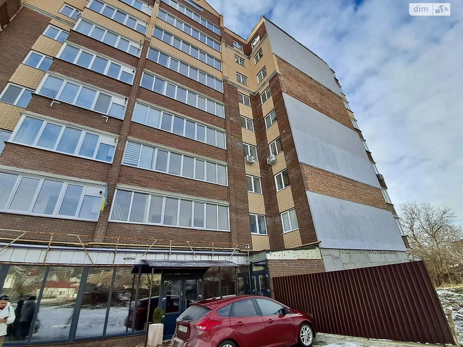 Продается 3-комнатная квартира 109.2 кв. м в Черткове, цена: 45000 $ - фото 1