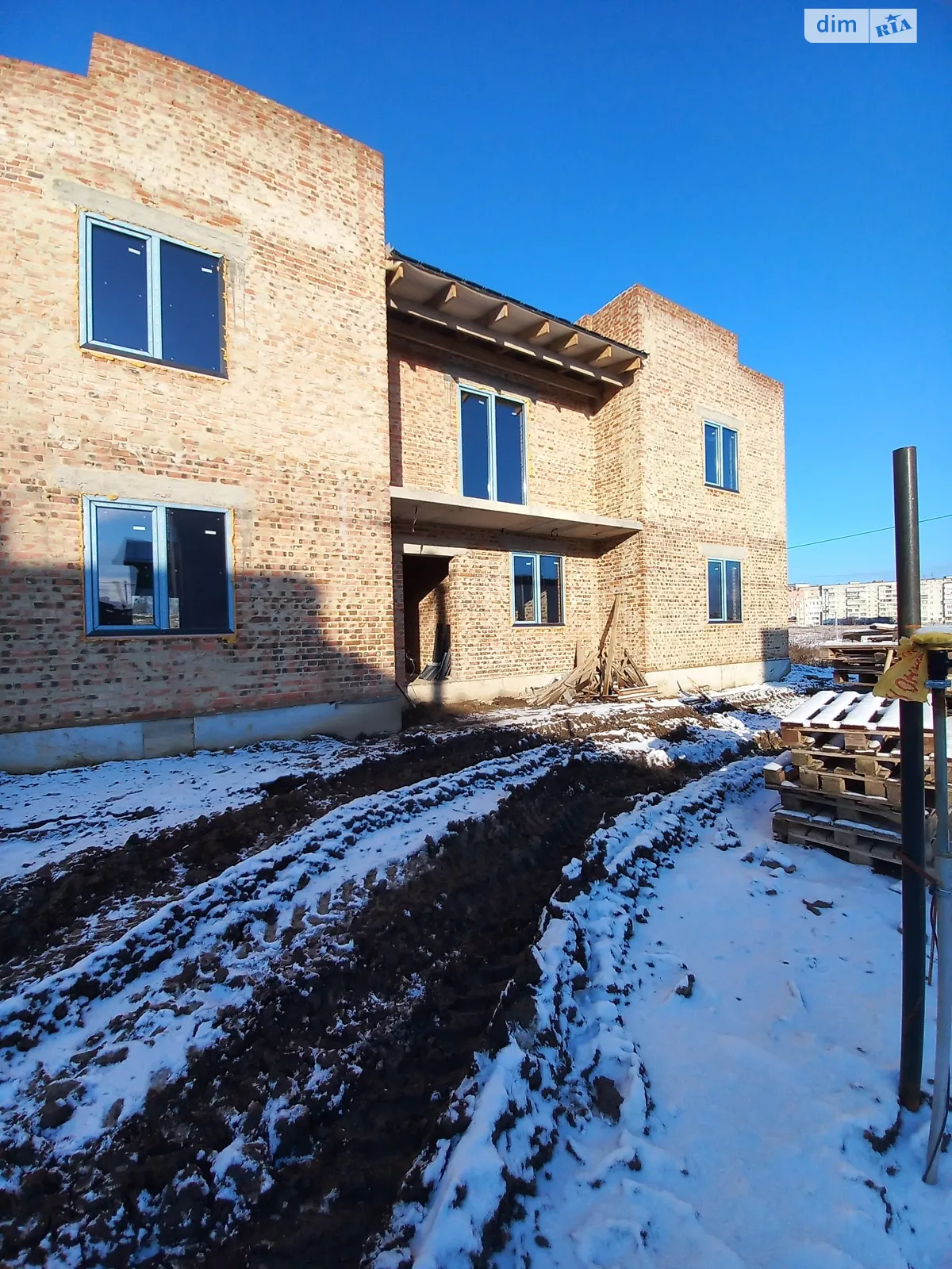 Продається частина будинку 100 кв. м з гаражем, цена: 62000 $ - фото 1