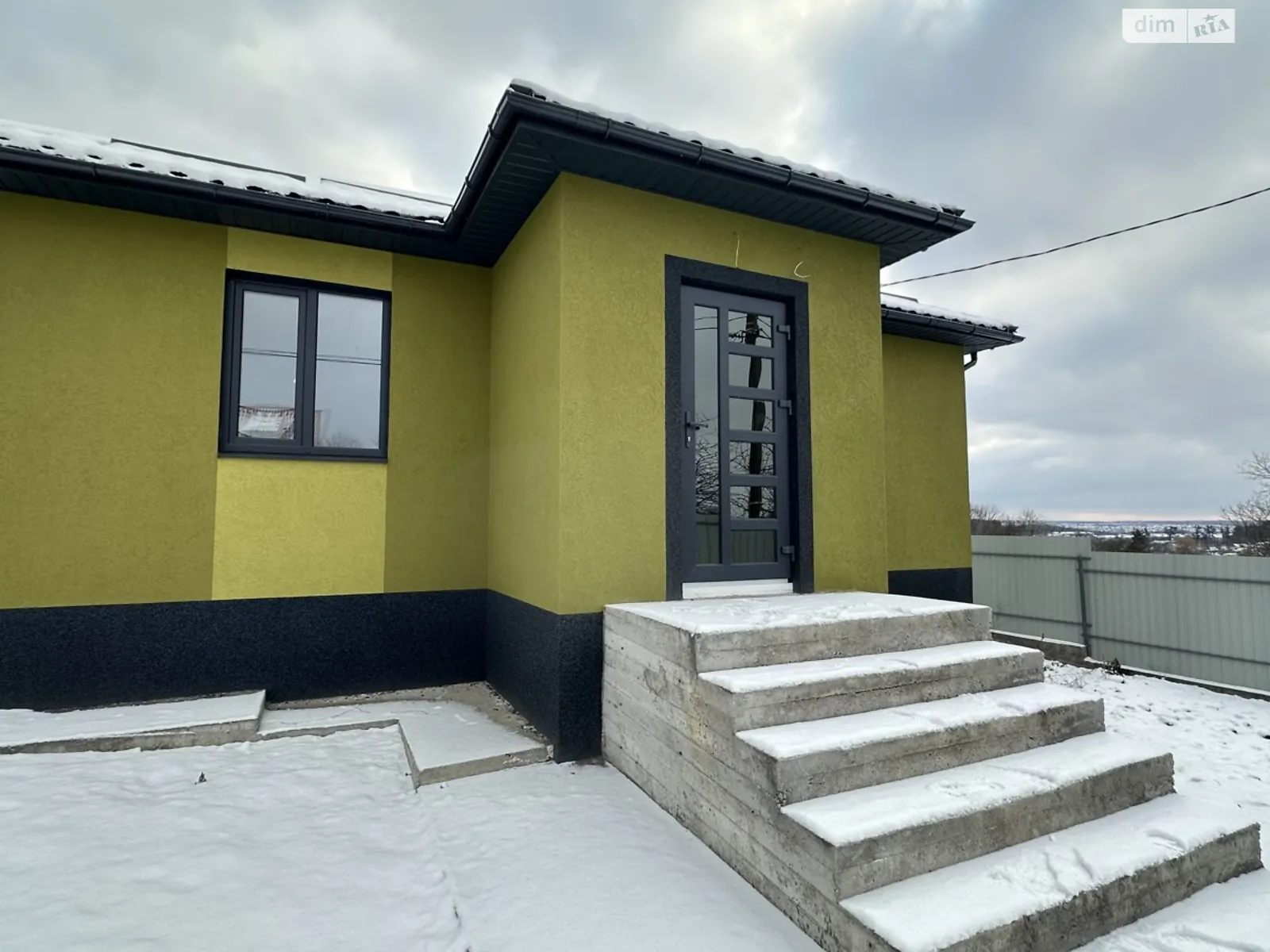 Продается одноэтажный дом 105 кв. м с баней/сауной, цена: 71000 $ - фото 1