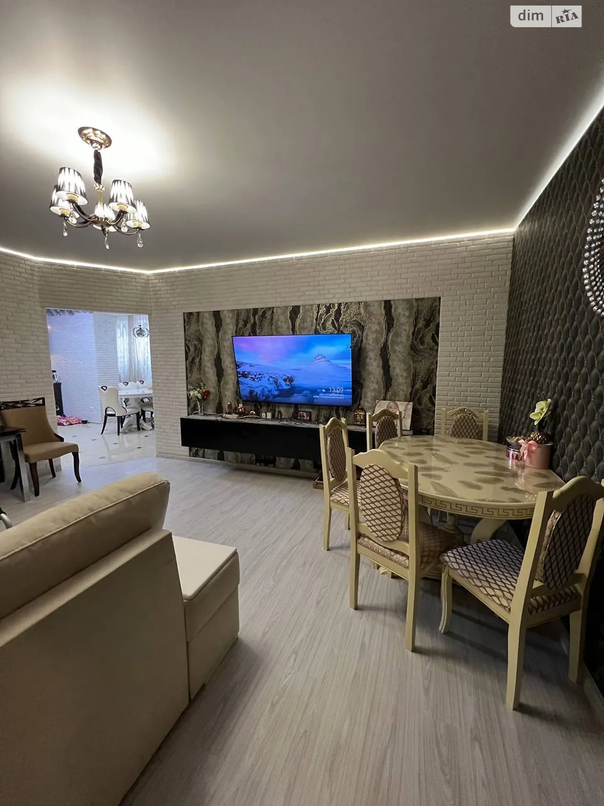 Продается 3-комнатная квартира 93 кв. м в Одессе, ул. Старицкого, 20/3 - фото 1