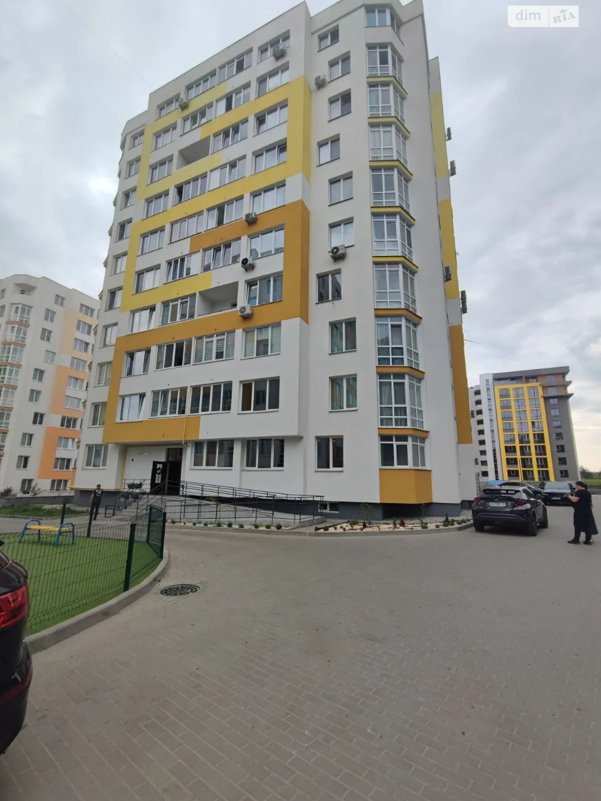 Продается 3-комнатная квартира 82 кв. м в Львове - фото 2