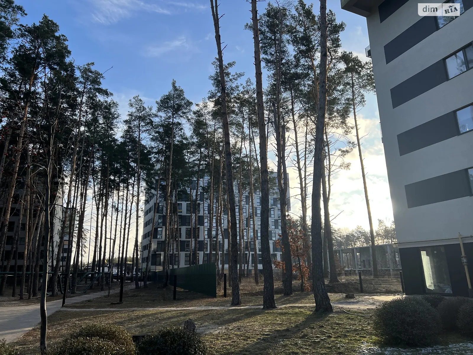 Продається 1-кімнатна квартира 67 кв. м у Гостомелі, вул. Мисливська, 3 - фото 1