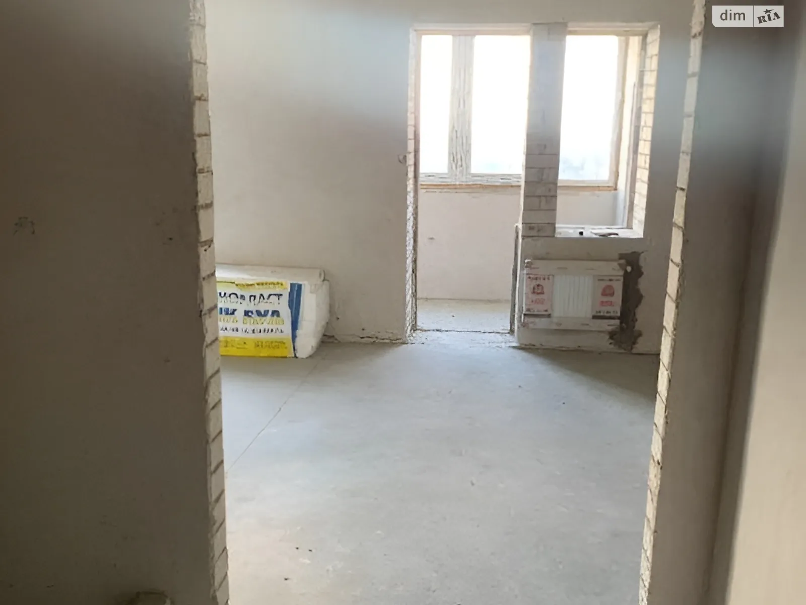 Продається 2-кімнатна квартира 110.1 кв. м у Чабанах, вул. Юності, 3 - фото 1