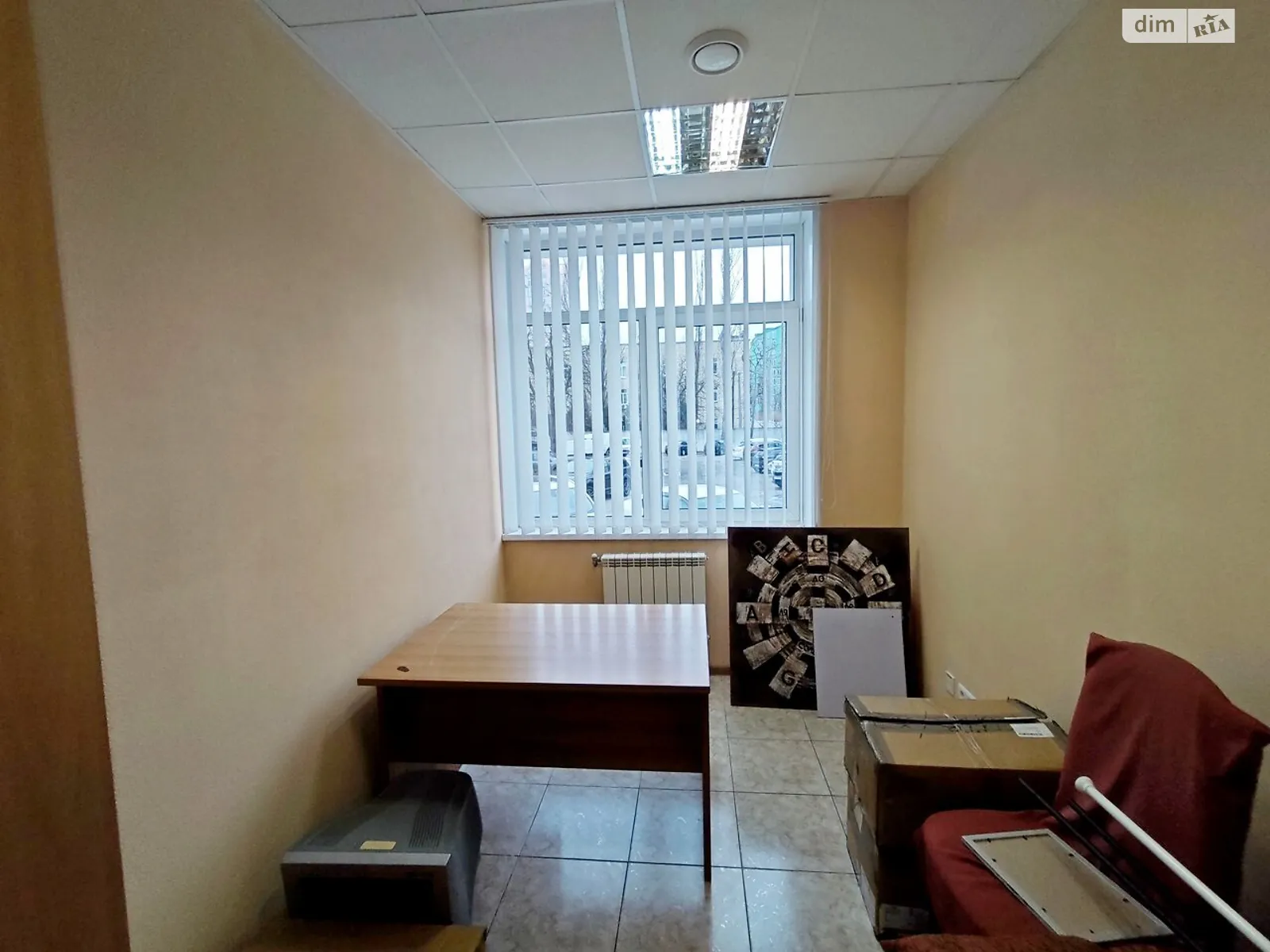 Здається в оренду офіс 13.2 кв. м в бізнес-центрі, цена: 8020 грн - фото 1