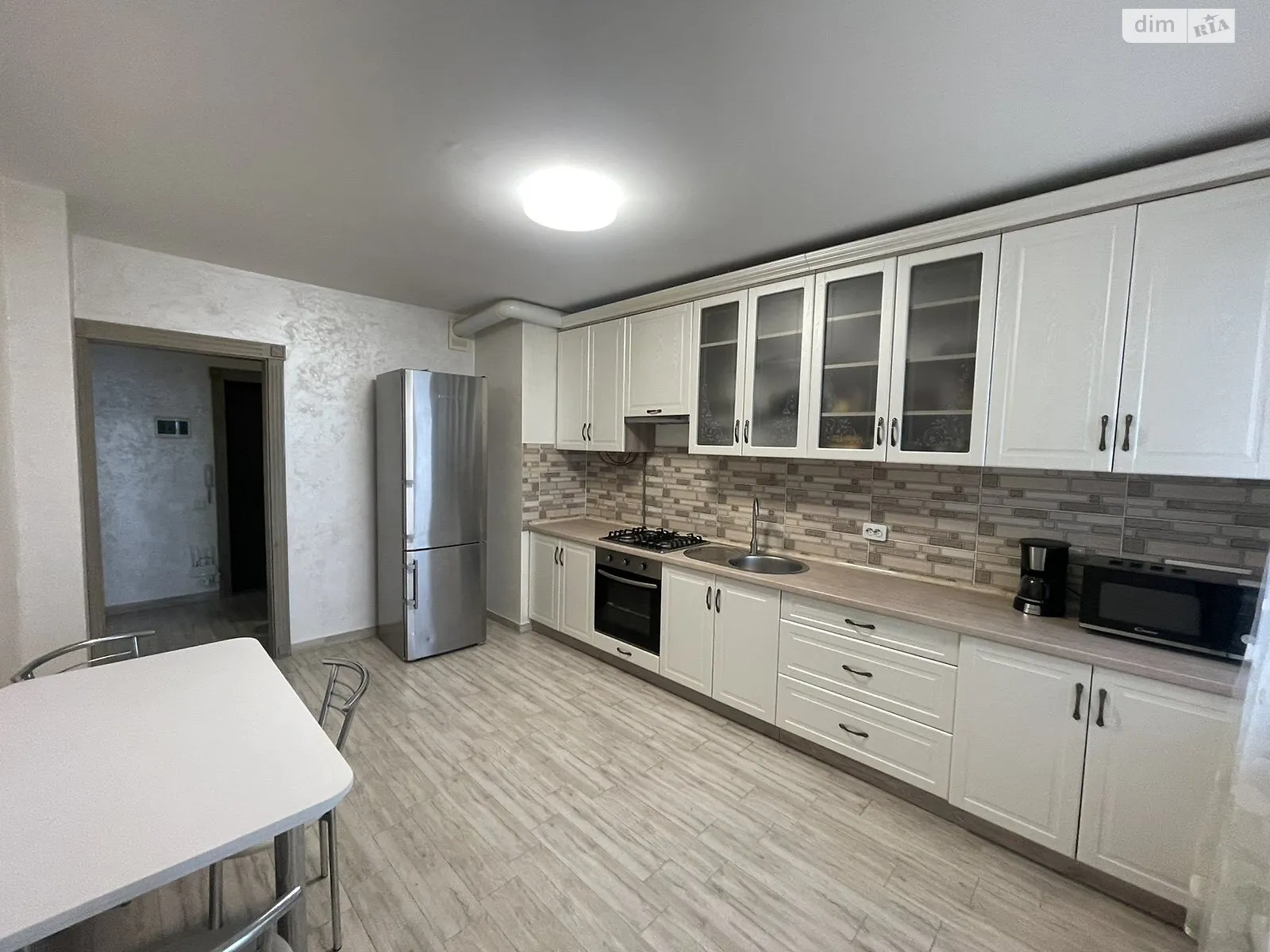 Продается 1-комнатная квартира 48 кв. м в Львове, ул. Антонича - фото 1