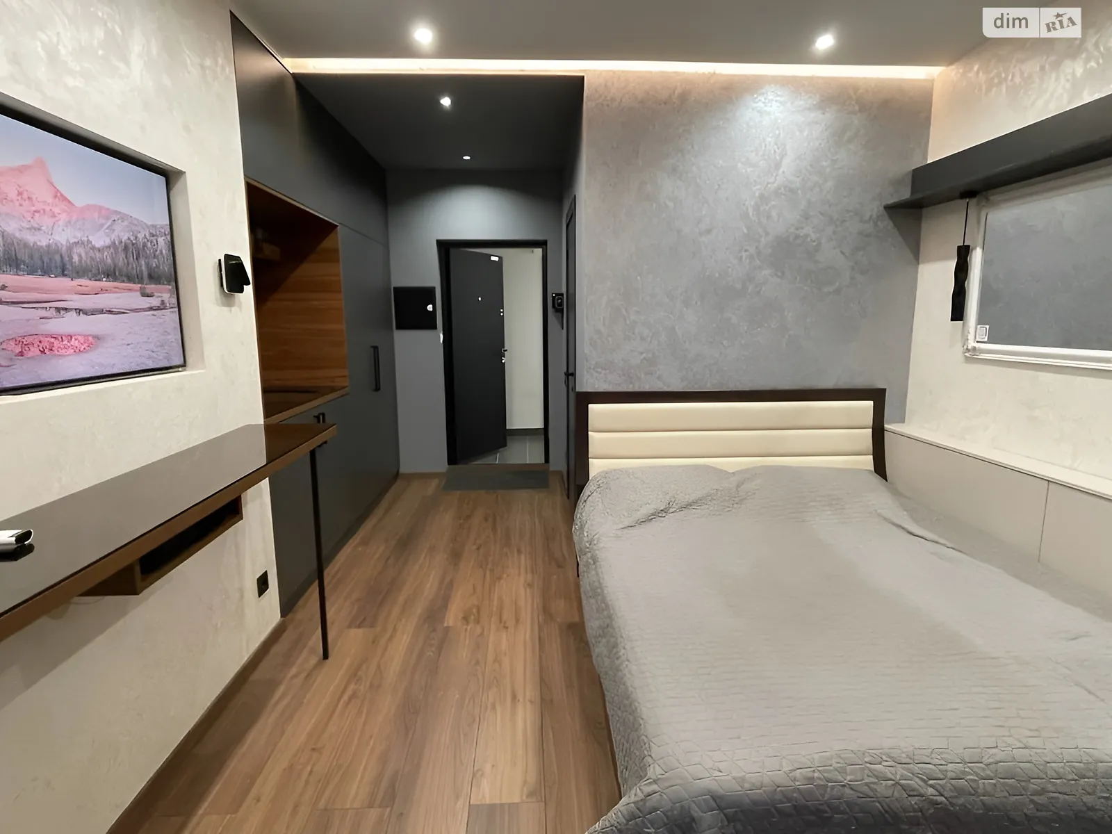 Продается 1-комнатная квартира 18.5 кв. м в Буче, бул. Леонида Бирюкова, 2А - фото 1