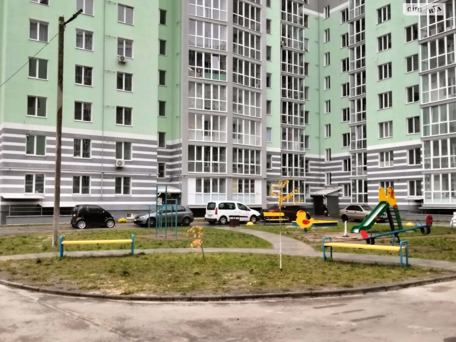 Продается 2-комнатная квартира 65.6 кв. м в Чернигове, ул. Волковича, 21А - фото 1