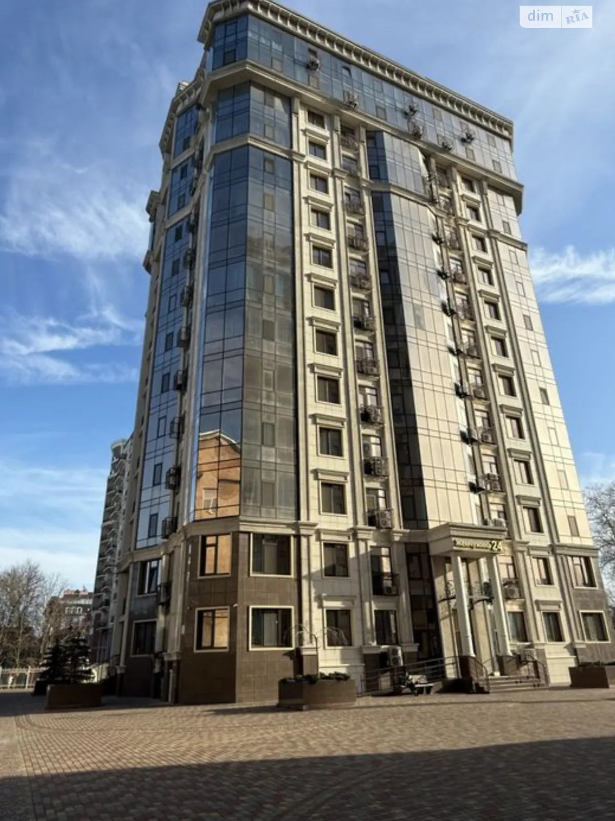 Продается 1-комнатная квартира 47 кв. м в Одессе, бул. Итальянский, 3А - фото 1