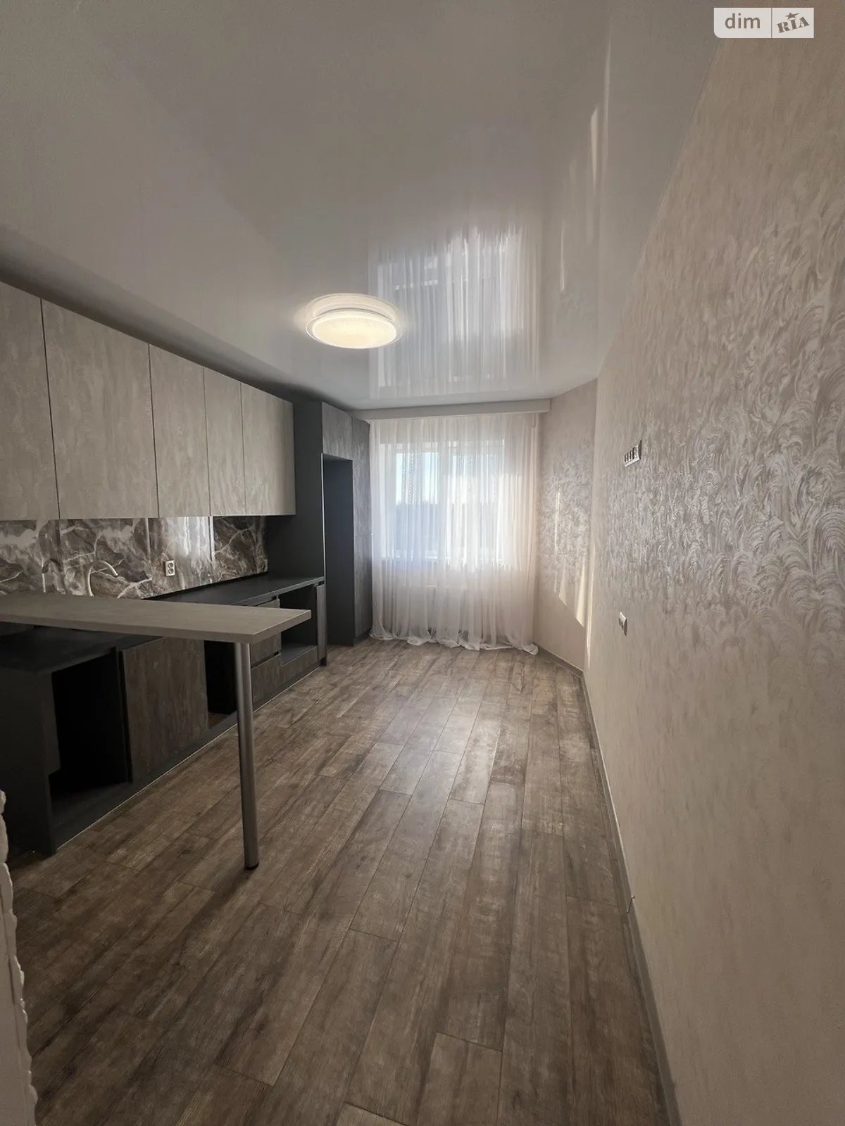 Продається 1-кімнатна квартира 50 кв. м у Бучі, вул. Яблунська, 316Г - фото 1