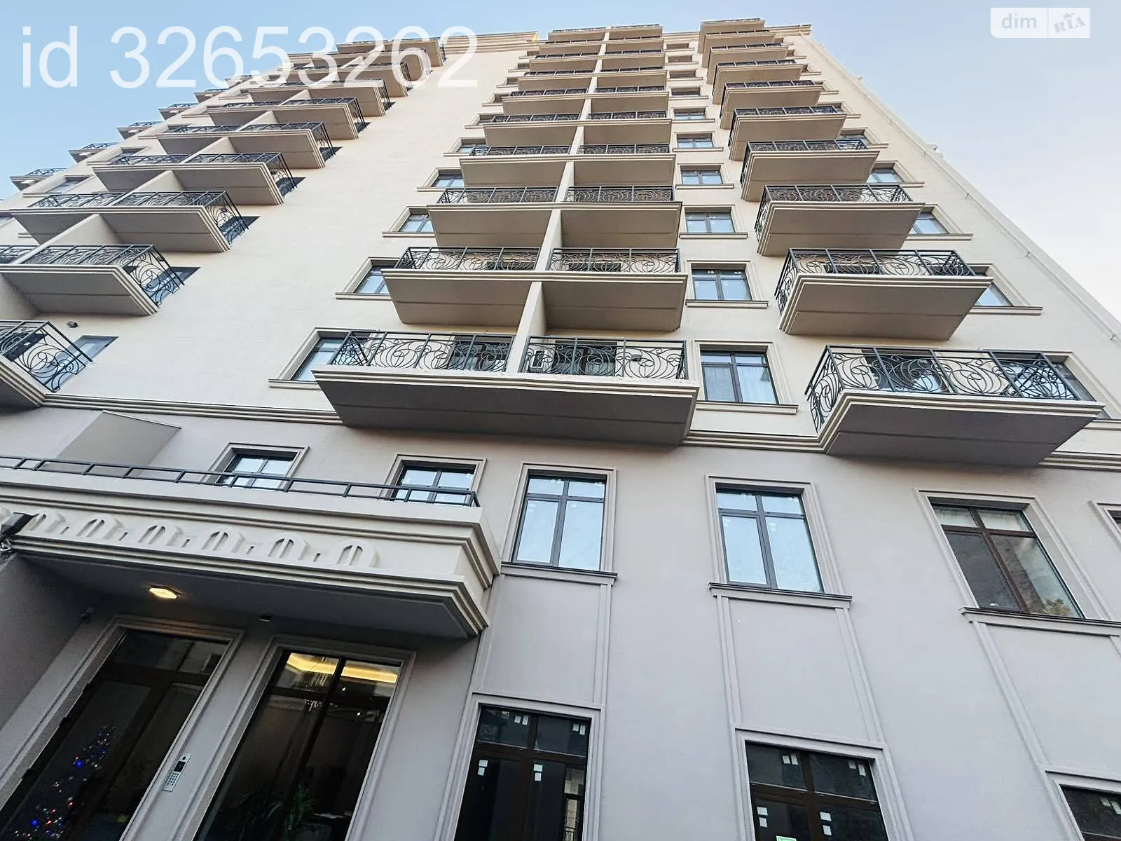 Продается 1-комнатная квартира 54 кв. м в Одессе, ул. Карантинная - фото 1