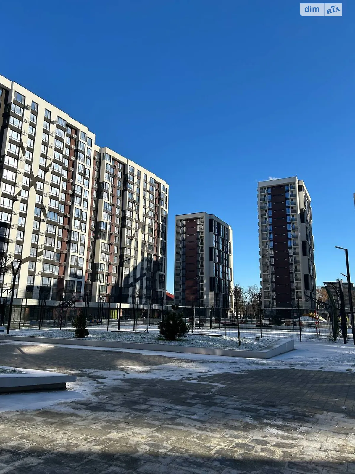 Продается 1-комнатная квартира 44 кв. м в Ивано-Франковске, ул. Ленкавского, 34 корпус 12 - фото 1