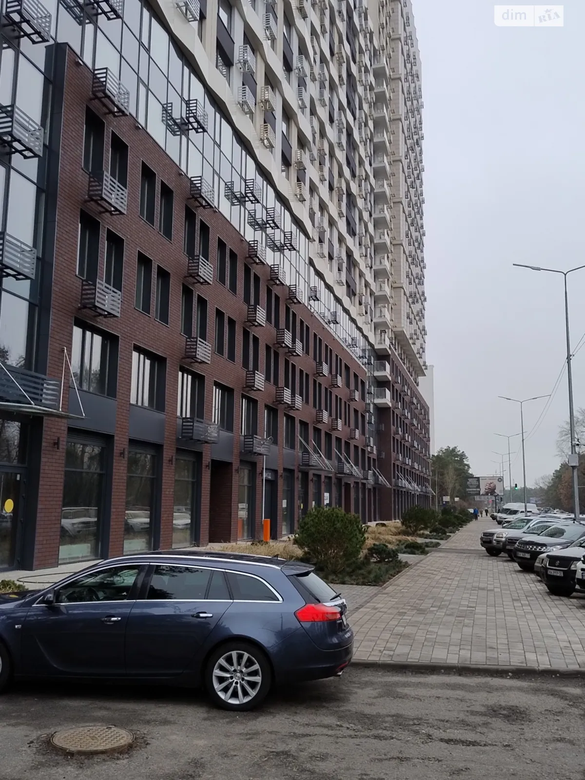 Продається 1-кімнатна квартира 49.9 кв. м у Києві, вул. Князя Романа Мстиславича(Генерала Жмаченка), 22 - фото 1
