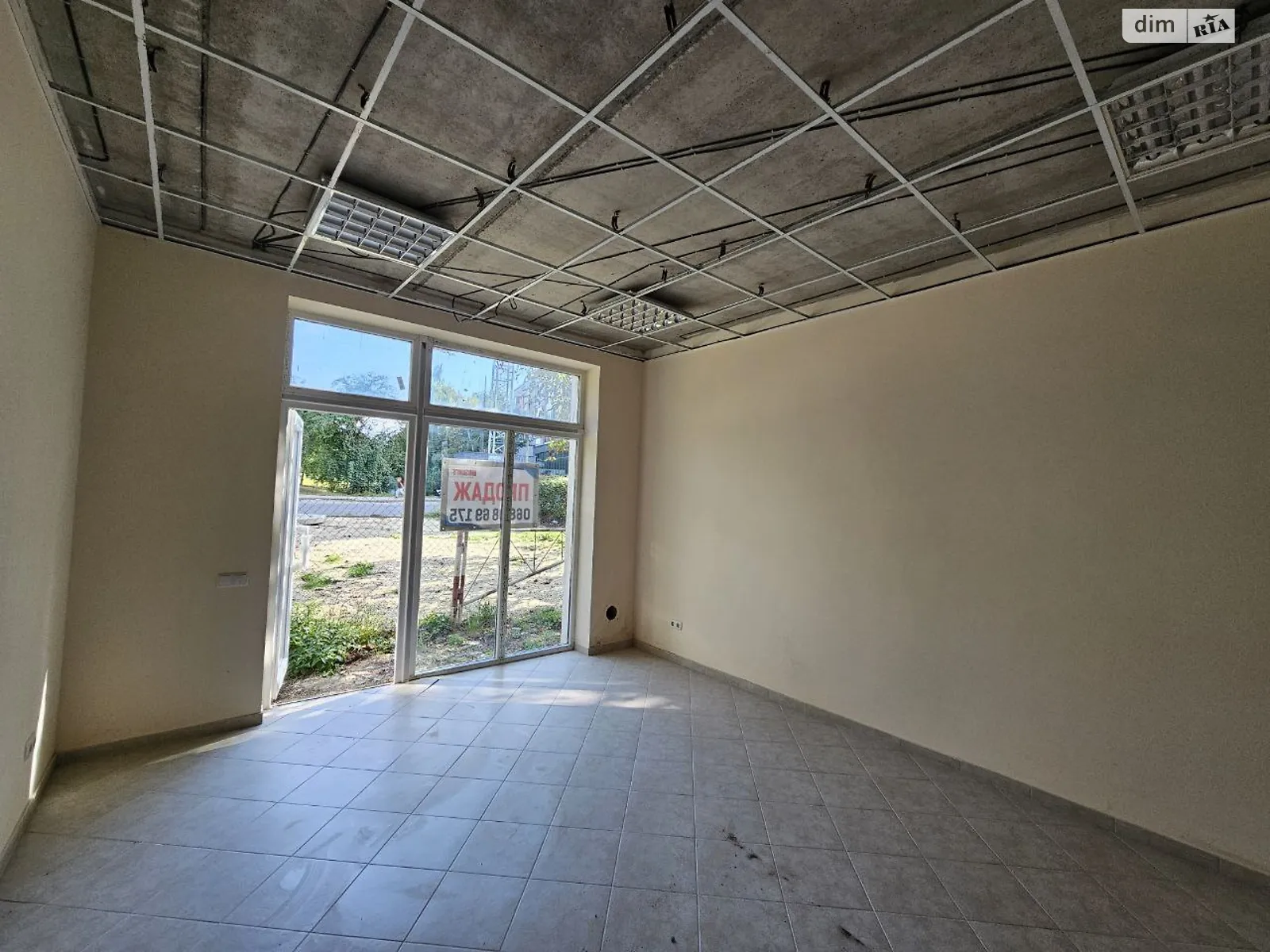 Продається офіс 21.7 кв. м в бізнес-центрі, цена: 21700 $ - фото 1