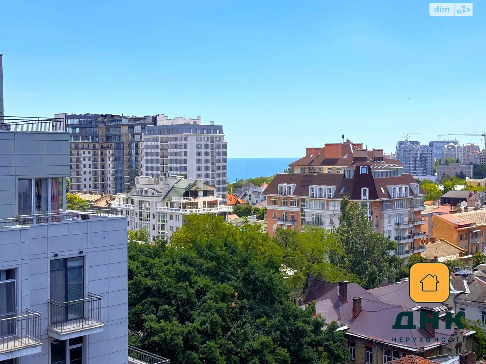 Продається 1-кімнатна квартира 68.8 кв. м у Одесі, вул. Відрадна, 15 - фото 1