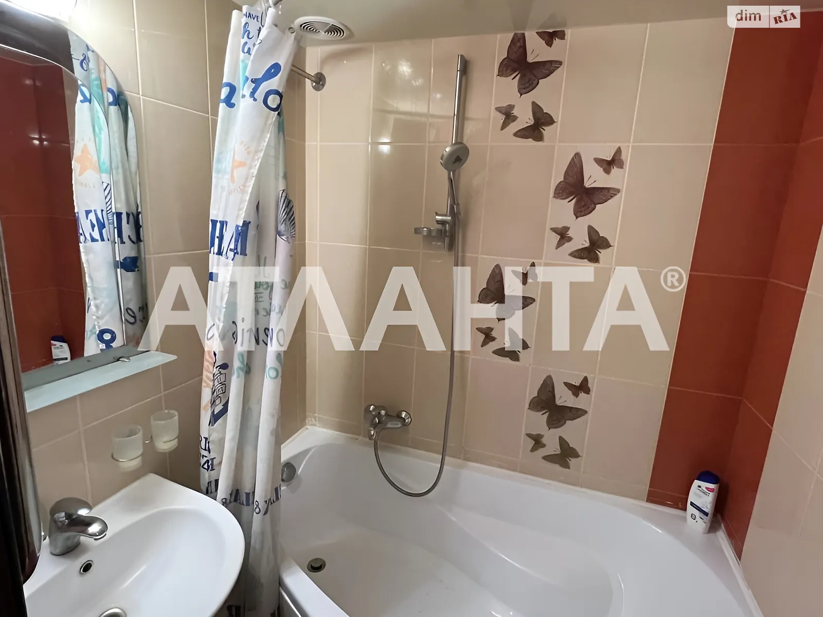 Продається 3-кімнатна квартира 65 кв. м у Одесі, вул. Академіка Корольова - фото 1