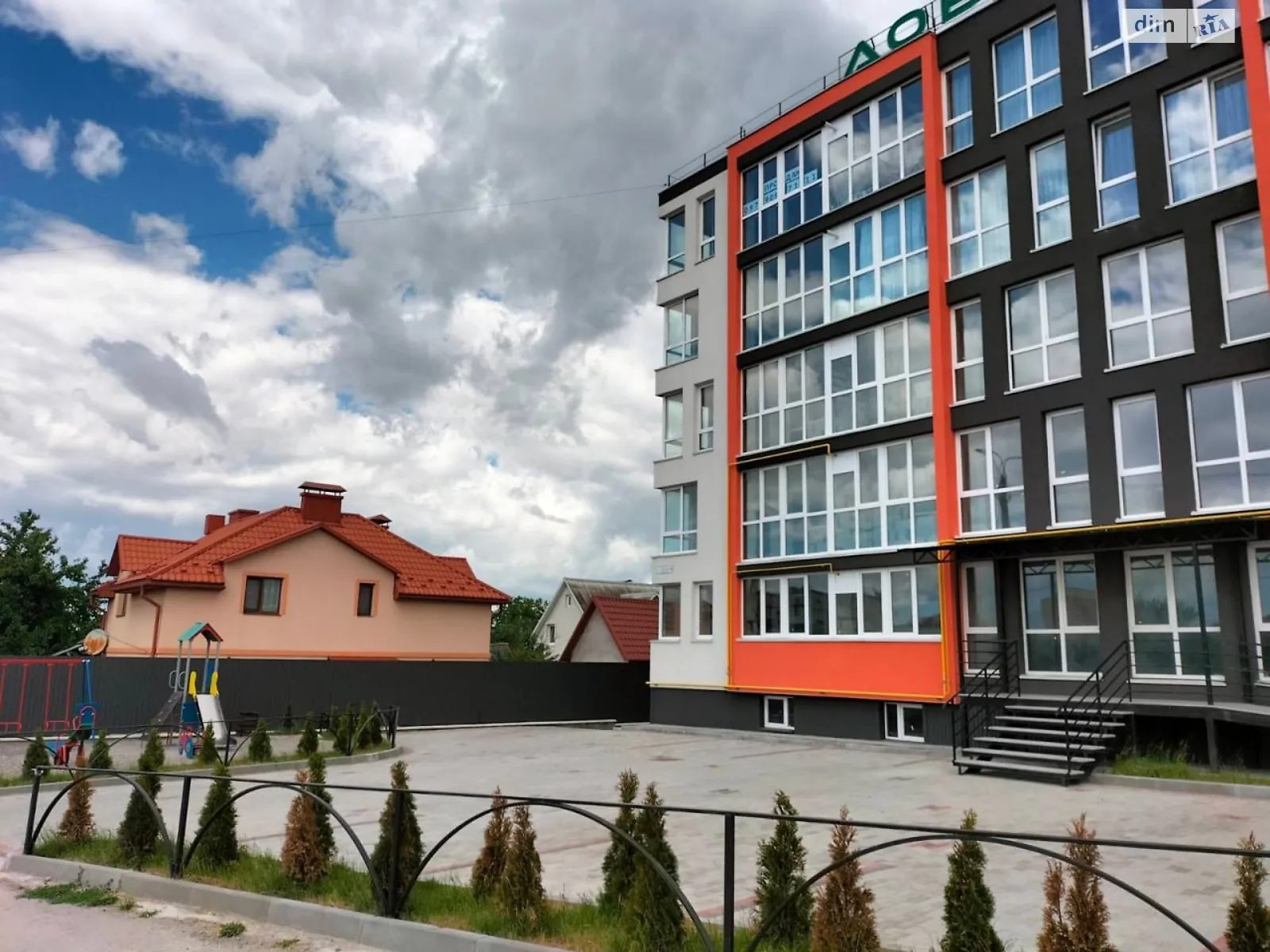Продається 2-кімнатна квартира 66 кв. м у Великій Березовиці, вул. Микулинецька - фото 1