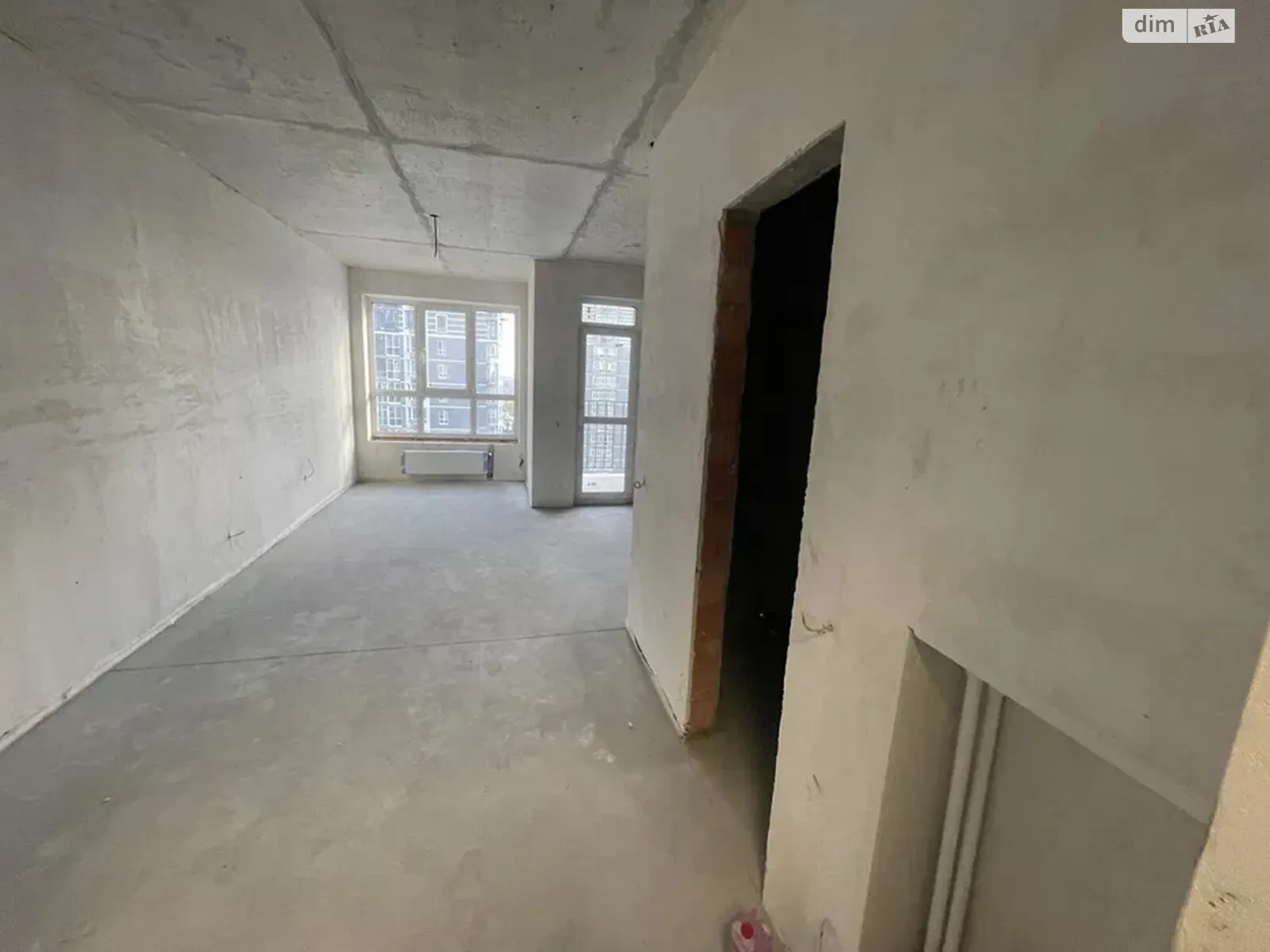 Продается 1-комнатная квартира 30.2 кв. м в Буче, бул. Леонида Бирюкова, 3 - фото 1