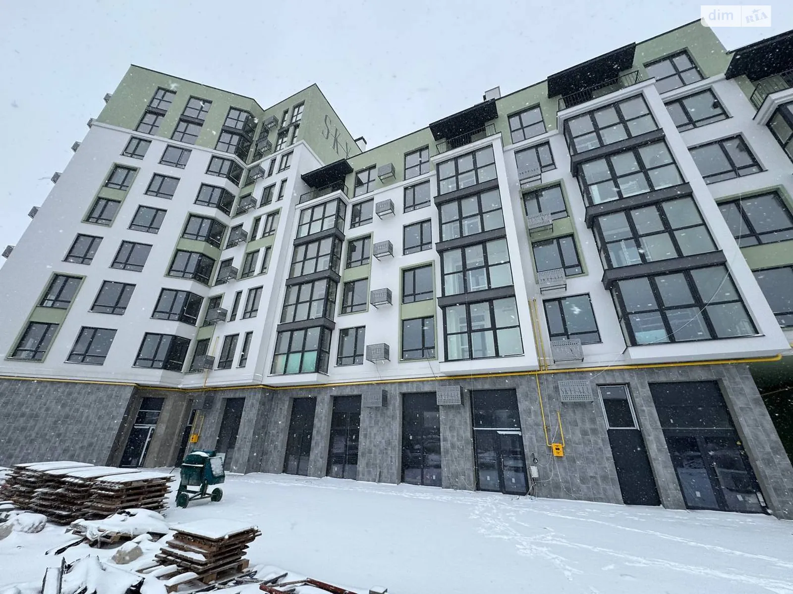 Продается 4-комнатная квартира 143.4 кв. м в Львове, ул. Щирецкая, 55 - фото 1