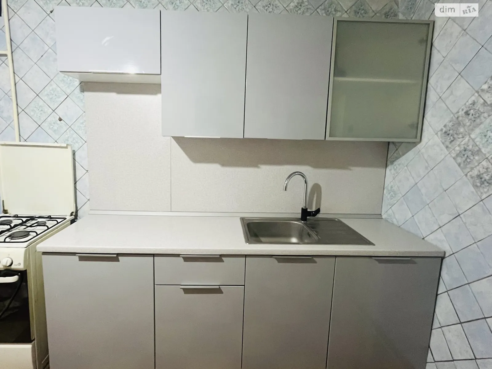 Продается 3-комнатная квартира 65.3 кв. м в Днепре, ул. Красноводска, 1А - фото 1