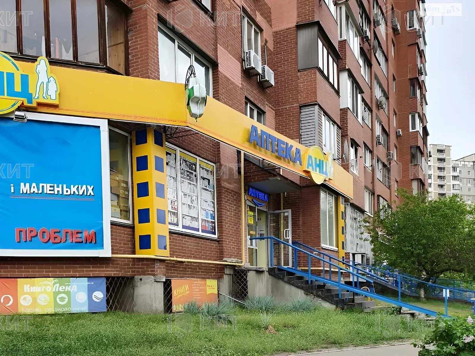 Сдается в аренду объект сферы услуг 177 кв. м в 1-этажном здании, цена: 88500 грн - фото 1