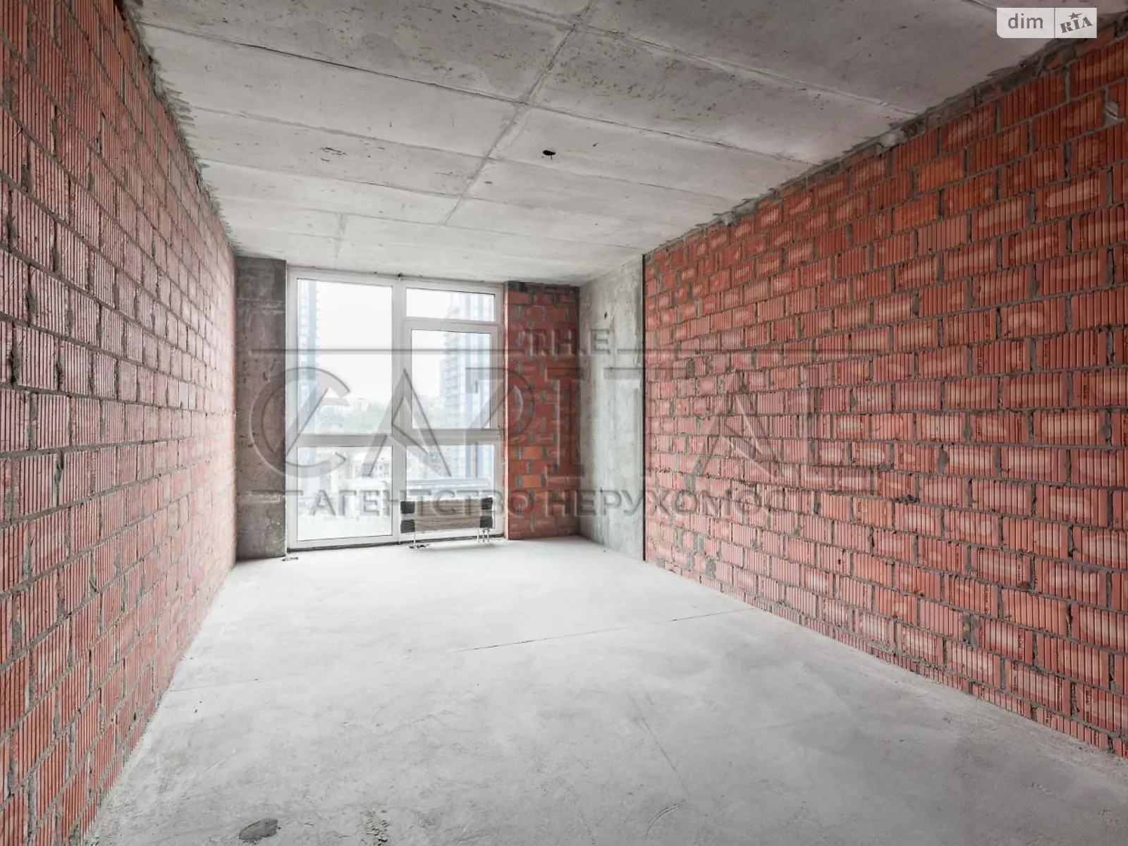 Продається 3-кімнатна квартира 85 кв. м у Києві, вул. Маккейна Джона, 3А - фото 1