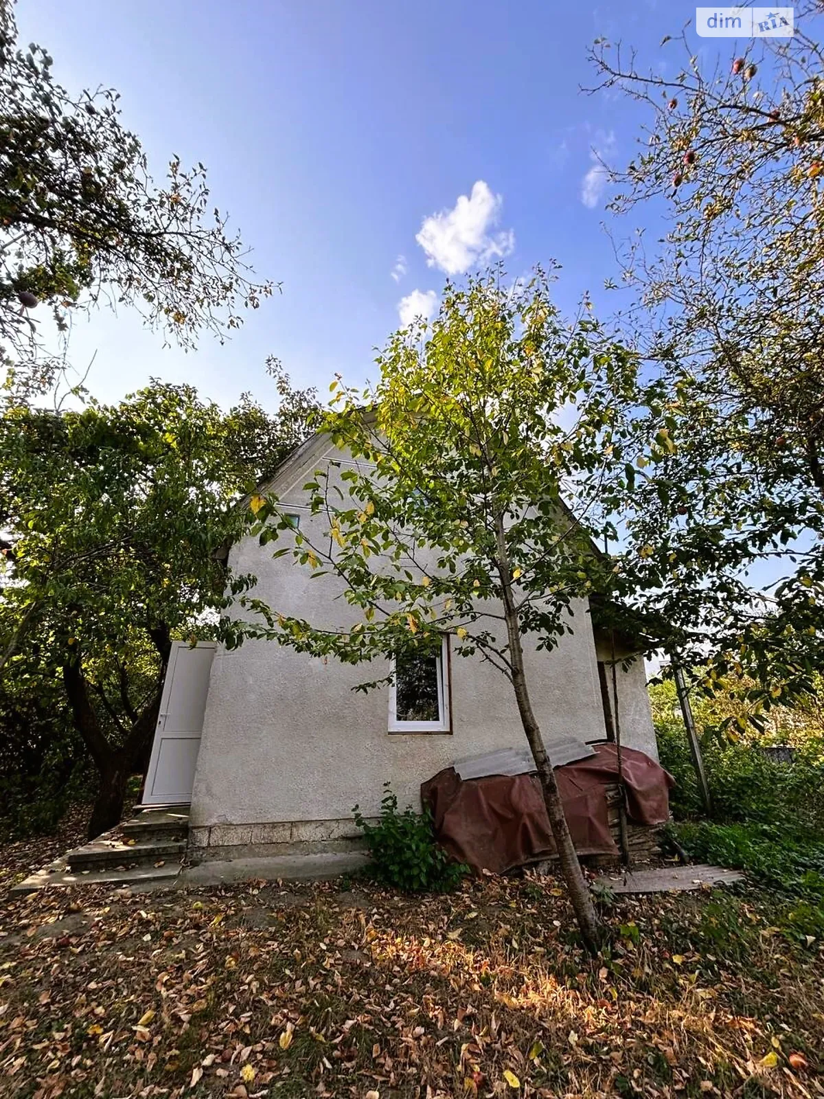 Продается дом на 2 этажа 44 кв. м с бассейном, цена: 37500 $ - фото 1