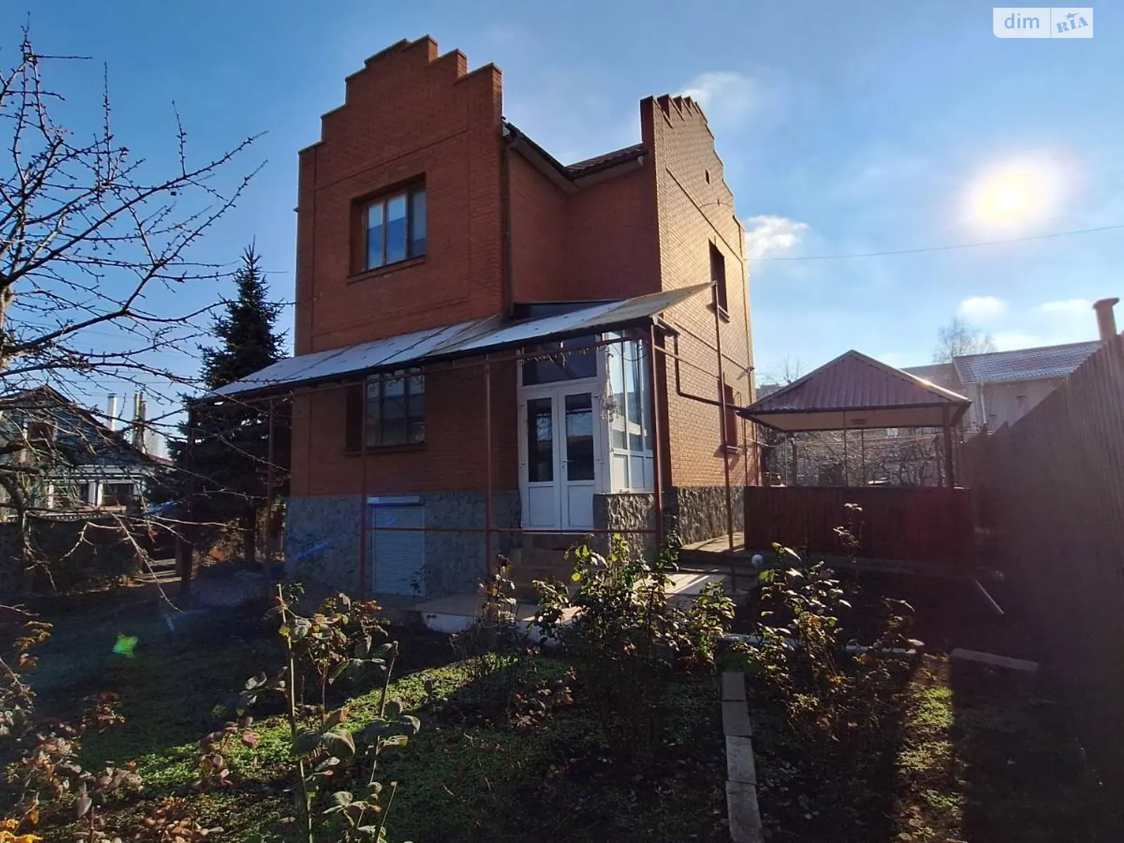 Продается дом на 2 этажа 159.5 кв. м с бассейном, цена: 180000 $ - фото 1