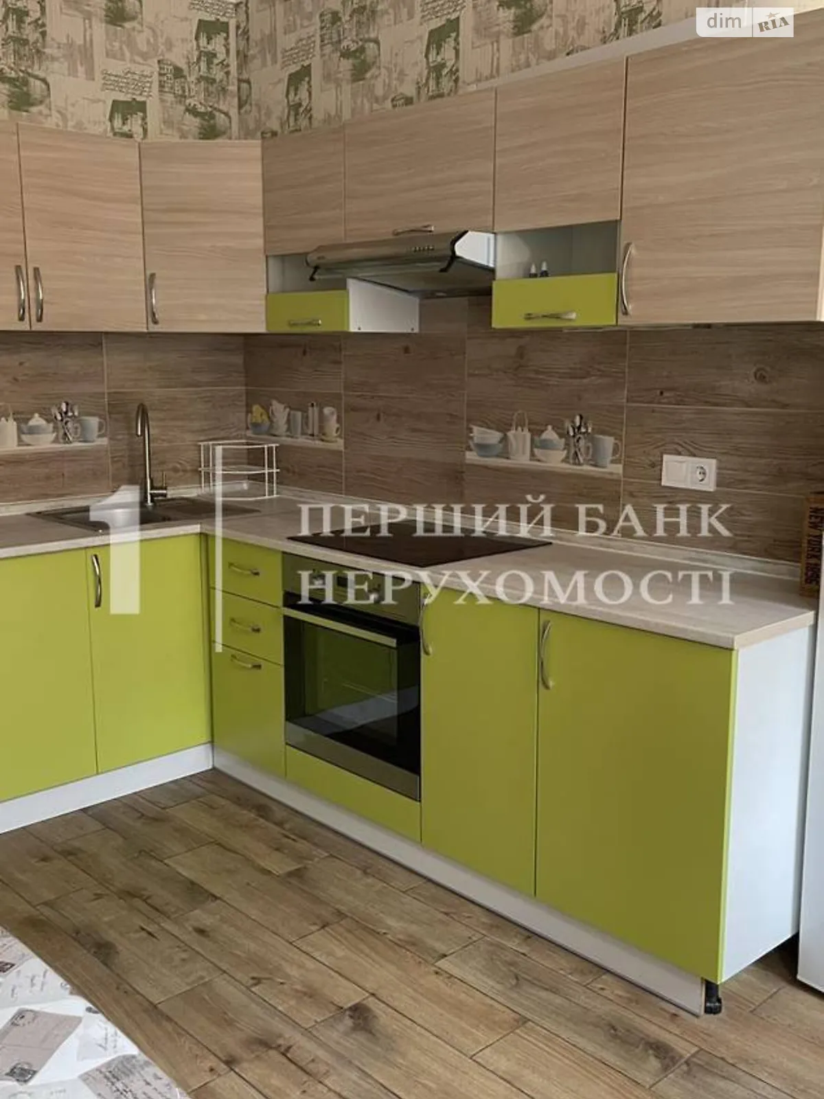 Продается 1-комнатная квартира 36 кв. м в Лиманке, мас. Радужный - фото 1