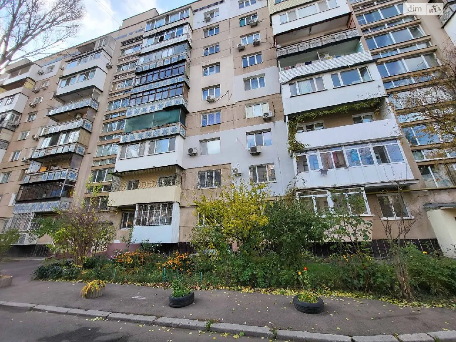 Продается 1-комнатная квартира 36 кв. м в Одессе, просп. Небесной Сотни - фото 1