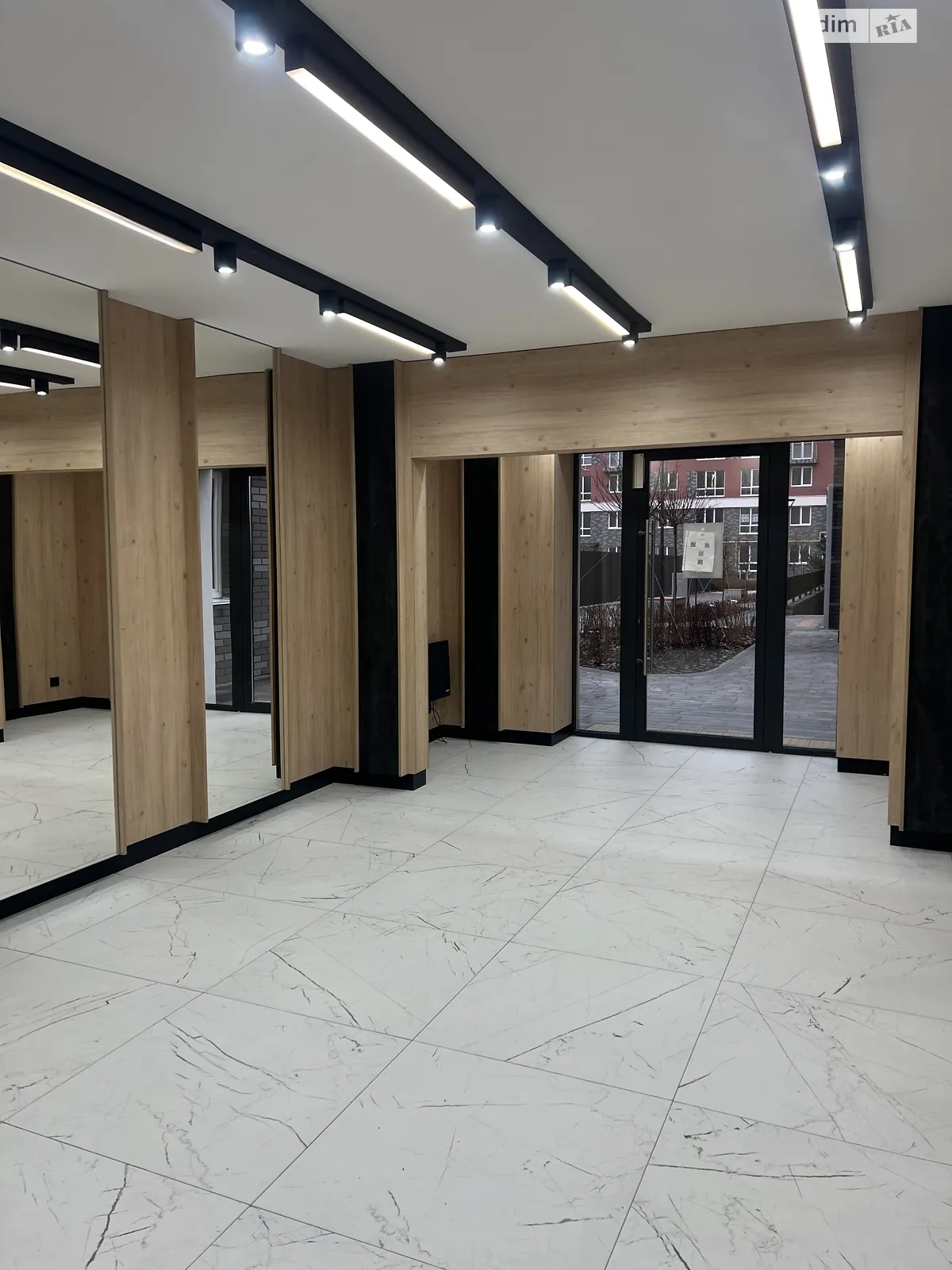 Продается 2-комнатная квартира 61 кв. м в Ирпене, ул. Соборная(ІІІ Интернационала), 2К - фото 1