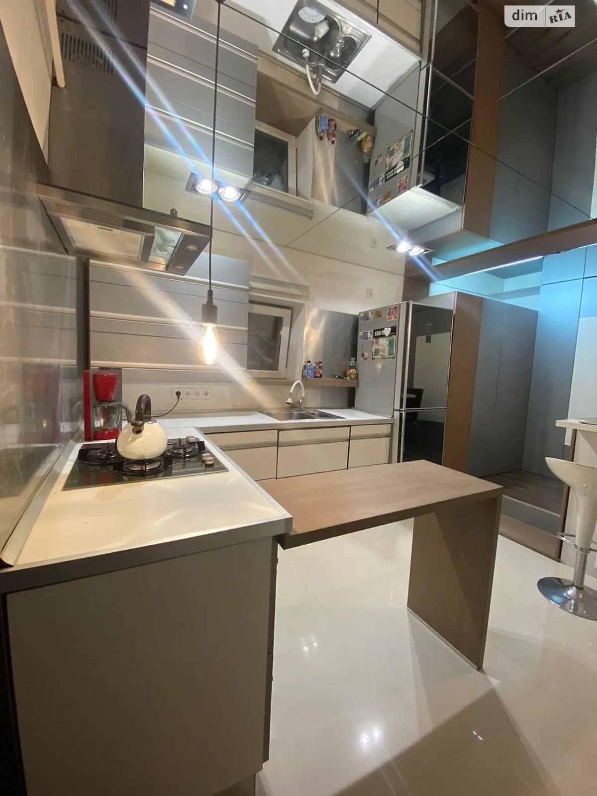 Сдается в аренду дом на 2 этажа 274 кв. м с подвалом, цена: 39000 грн - фото 1