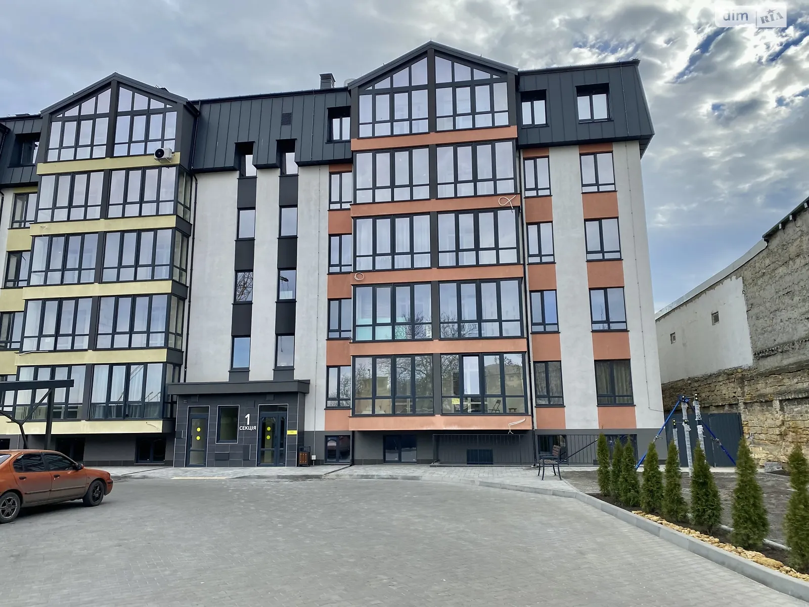 Продается 1-комнатная квартира 36.8 кв. м в Одессе, ул. Слободская - фото 1